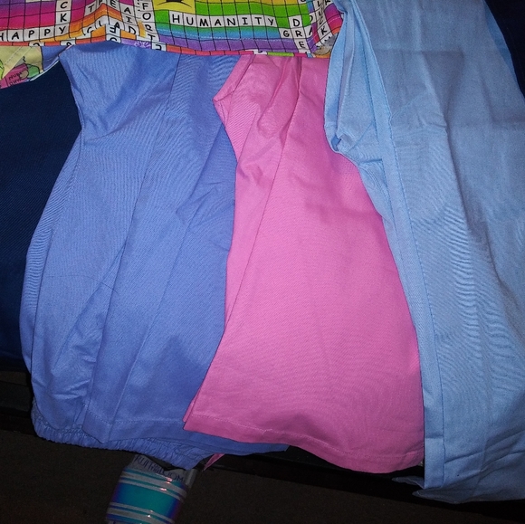 Medical scrubs - Picture 6 of 8